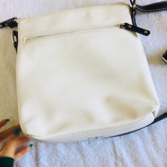 NWOT Born o concept crossbody bag - Picture 4 of 6